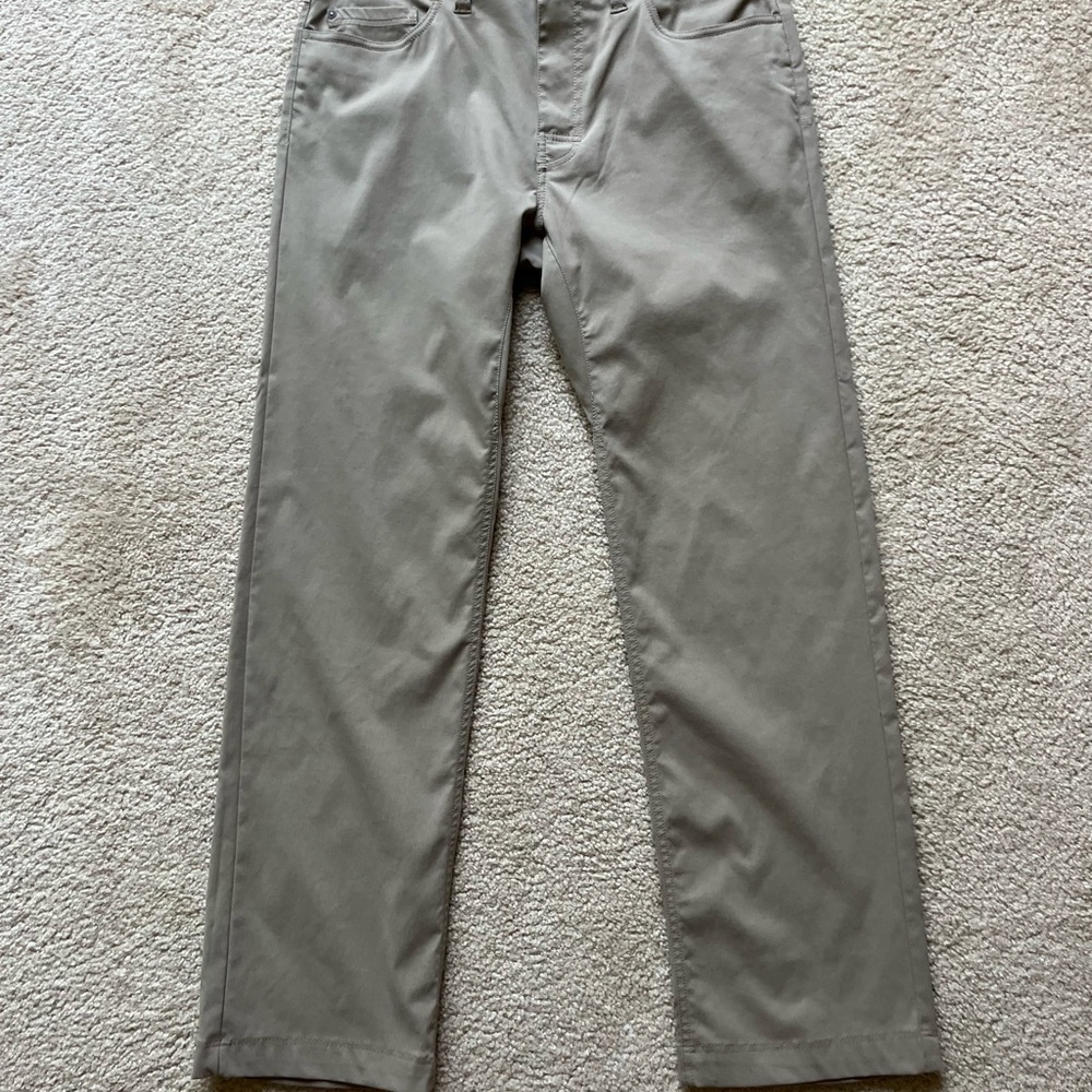 Prana Born From The Experience Mens Slim Fit Hiking Biking Tan Pants Size 34 NEW